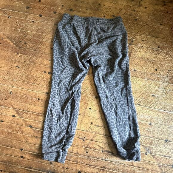 Pistola Alyssa leopard print drawstring loungewear S joggers - Picture 4 of 4